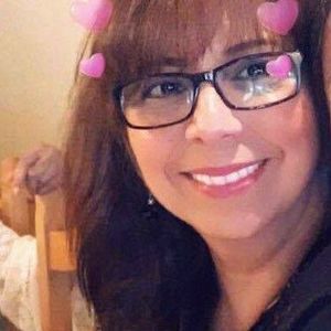 Meet your Posher, Esther